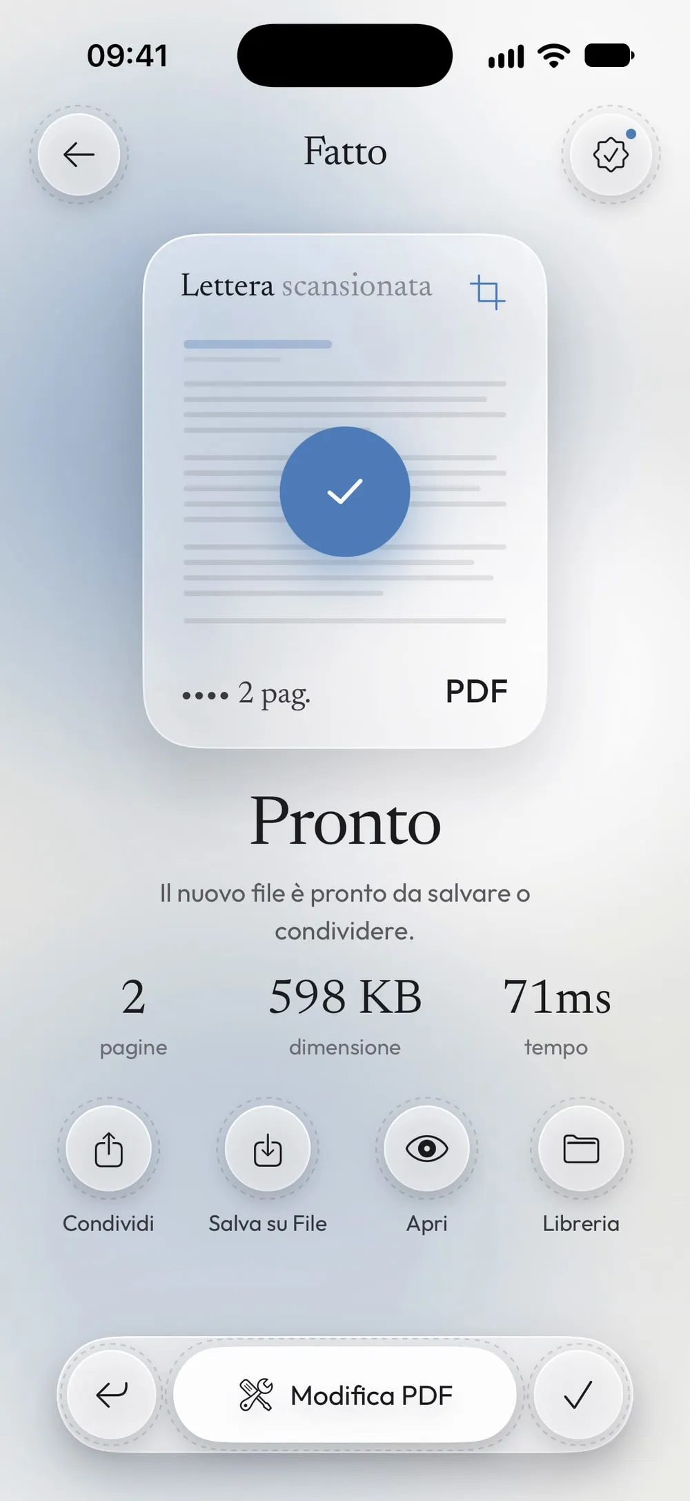 Pronto: il PDF ritagliato di 2 pagine, con Condividi, Salva su File e Apri